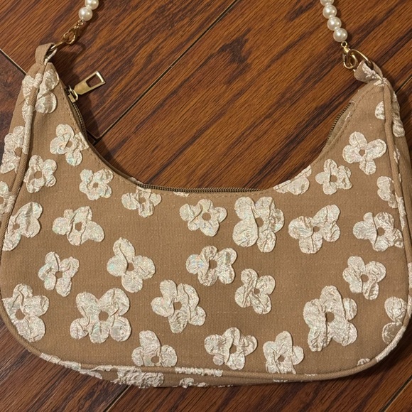 Tan & Cream Floral Print Shoulder Bag with Pearl Chain Strap | NWT | - Picture 10 of 11